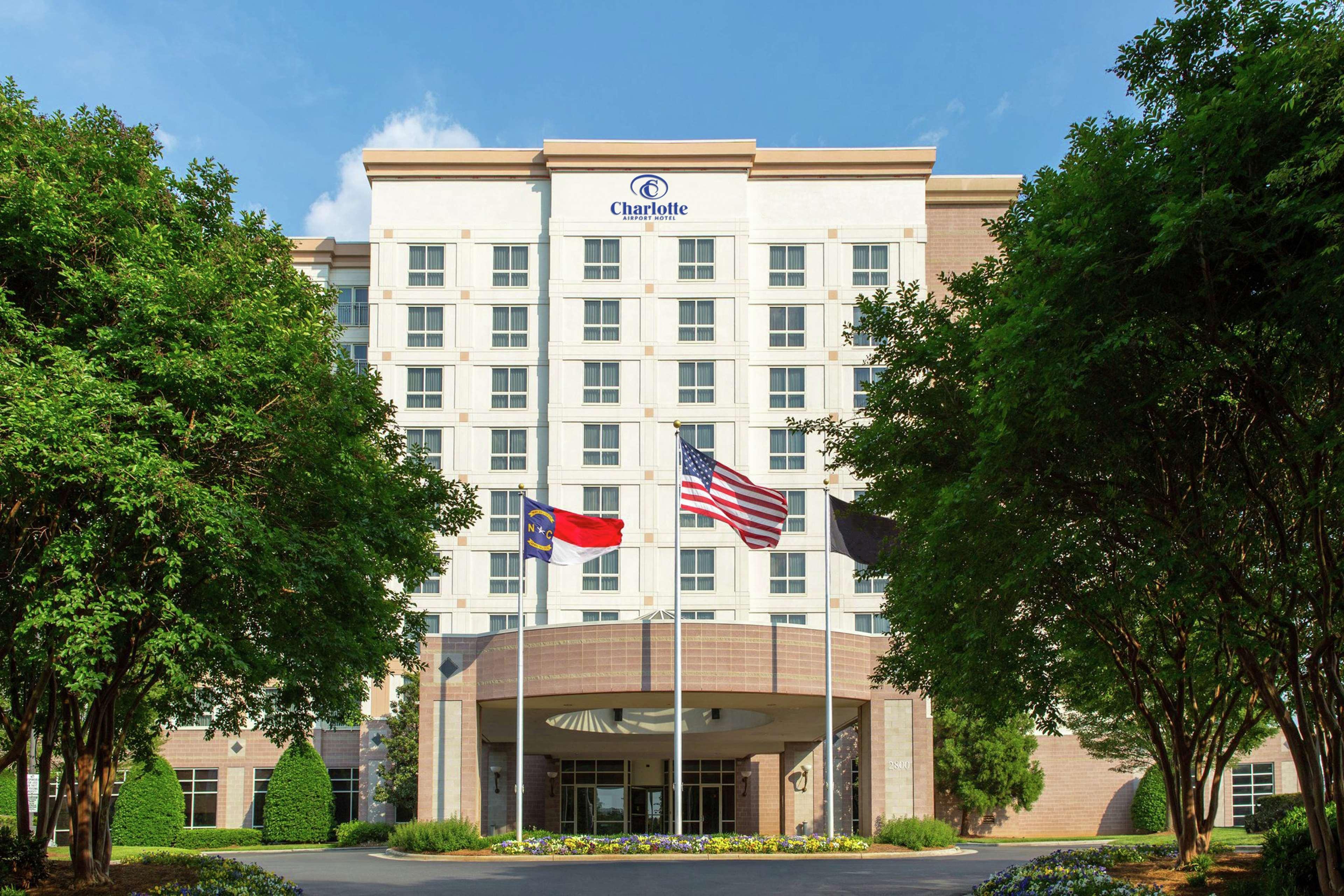 Hilton Charlotte Airport Hotel Exterior foto